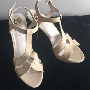 Sandal Pump